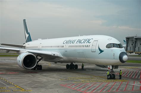tampermonkey cathay pacific
